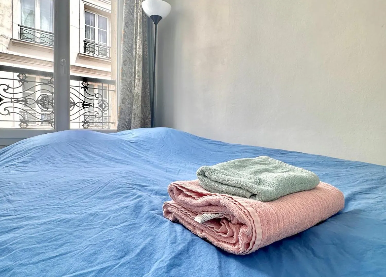 Apartment Comfortable And Secure Montmartre Berthe